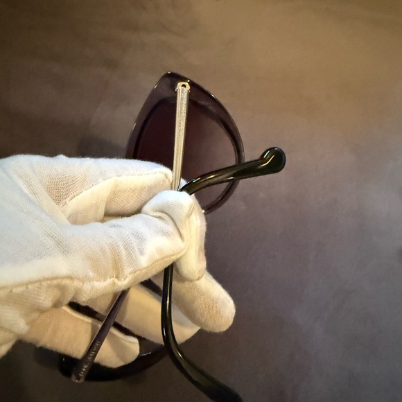 🕶️Louis Vuitton Black Sunglasses in great condition full inclusion 🕶️ - Picture 12 of 17